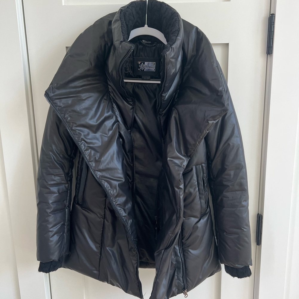 Mackage XS black puffer jacket
